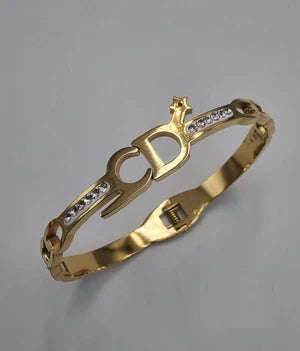 Crown Clasp Bracelet